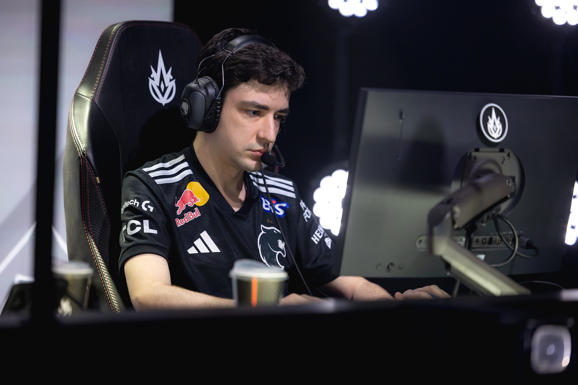 Jojo admite desgaste na FURIA, explica crise da equipe e garante reação: “Perder também é bom para acordar”